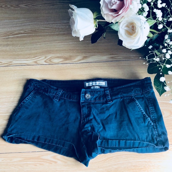 Abercrombie & Fitch Pants - Abercrombie Shorts